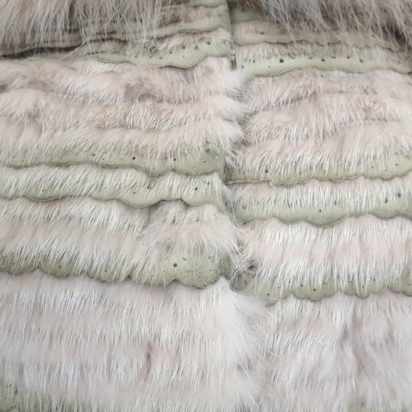 Christian Dior Fur Vest with Scalloped Suede Trim Blush Size US 4 - Picture 2 of 7